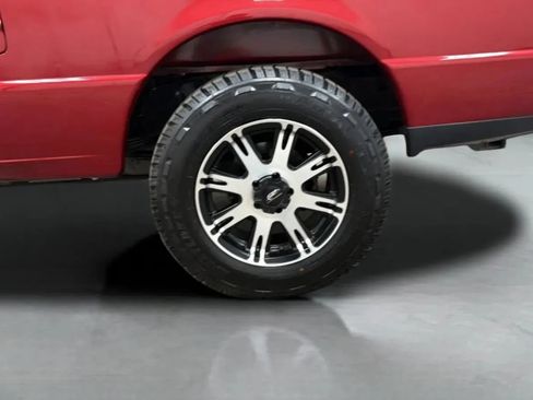 Used 2011 Ford Ranger XLT RWD image 25