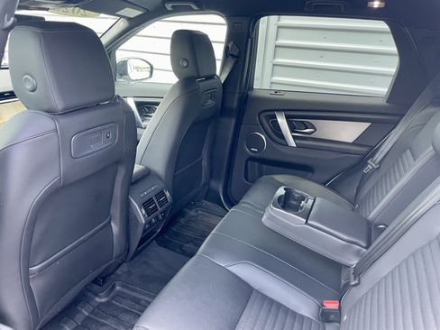 Used 2025 Land Rover Discovery Sport Dynamic SE AWD/4WD image 30