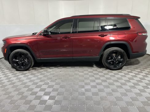 Used 2023 Jeep Grand Cherokee L Laredo AWD/4WD image 5