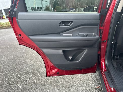 New 2026 Nissan Pathfinder SV image 22