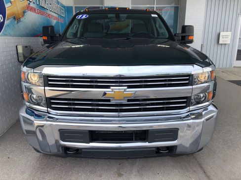 Used 2015 Chevrolet Silverado 2500 W/T w/ WT Convenience Package AWD/4WD image 2