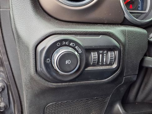 Used 2020 Jeep Wrangler Unlimited Rubicon AWD/4WD image 21