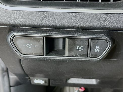 Used 2025 Kia K4 FWD image 17