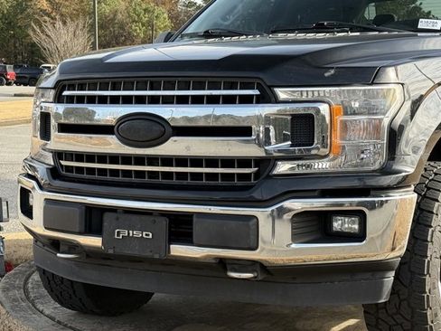 Used 2018 Ford F150 XLT w/ Equipment Group 302A Luxury image 10