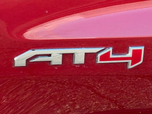 Used 2019 GMC Sierra 1500 AT4 w/ AT4 Premium Package image 18