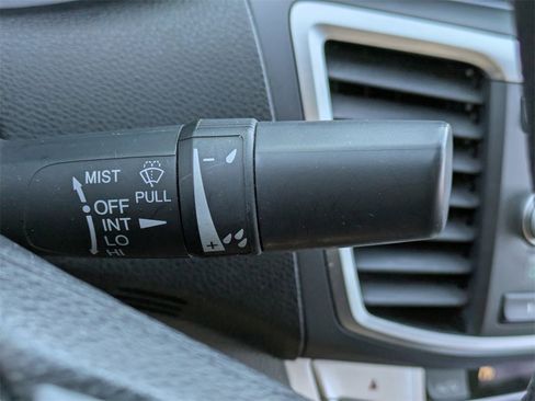 Used 2015 Honda Accord LX image 35