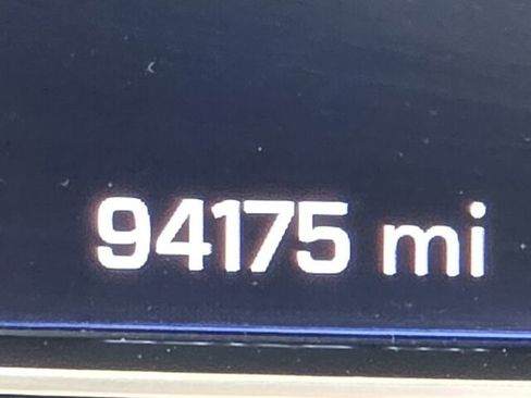 Used 2023 Chevrolet Tahoe LT RWD image 28