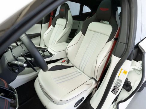 Used 2025 Aston Martin DBX 707 AWD/4WD image 17