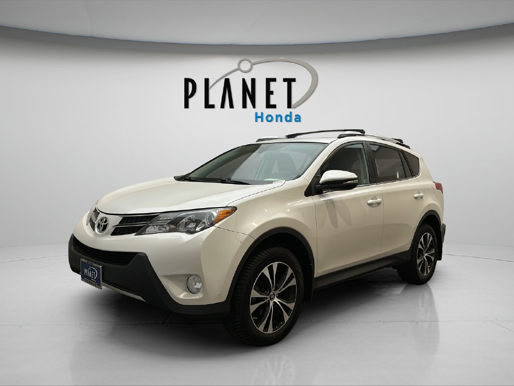 Used 2015 Toyota RAV4 Limited w/ Technology Package AWD/4WD image 5