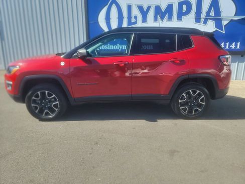 Used 2019 Jeep Compass Trailhawk AWD/4WD image 26