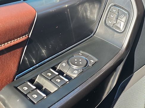 Used 2021 Ford F150 Lariat image 30