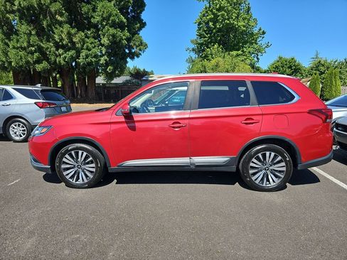 Used 2019 Mitsubishi Outlander ES AWD/4WD image 3