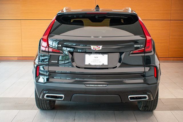 Used 2024 Cadillac XT4 Premium Luxury AWD/4WD image 7