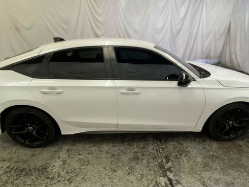 Used 2022 Honda Civic Sport image 9