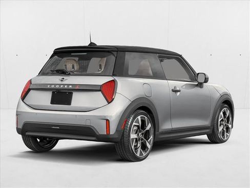 Used 2025 MINI Cooper S FWD image 2
