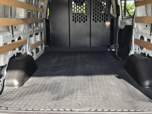Used 2025 Ford Transit 250 Low Roof w/ Exterior Upgrade Package RWD image 34
