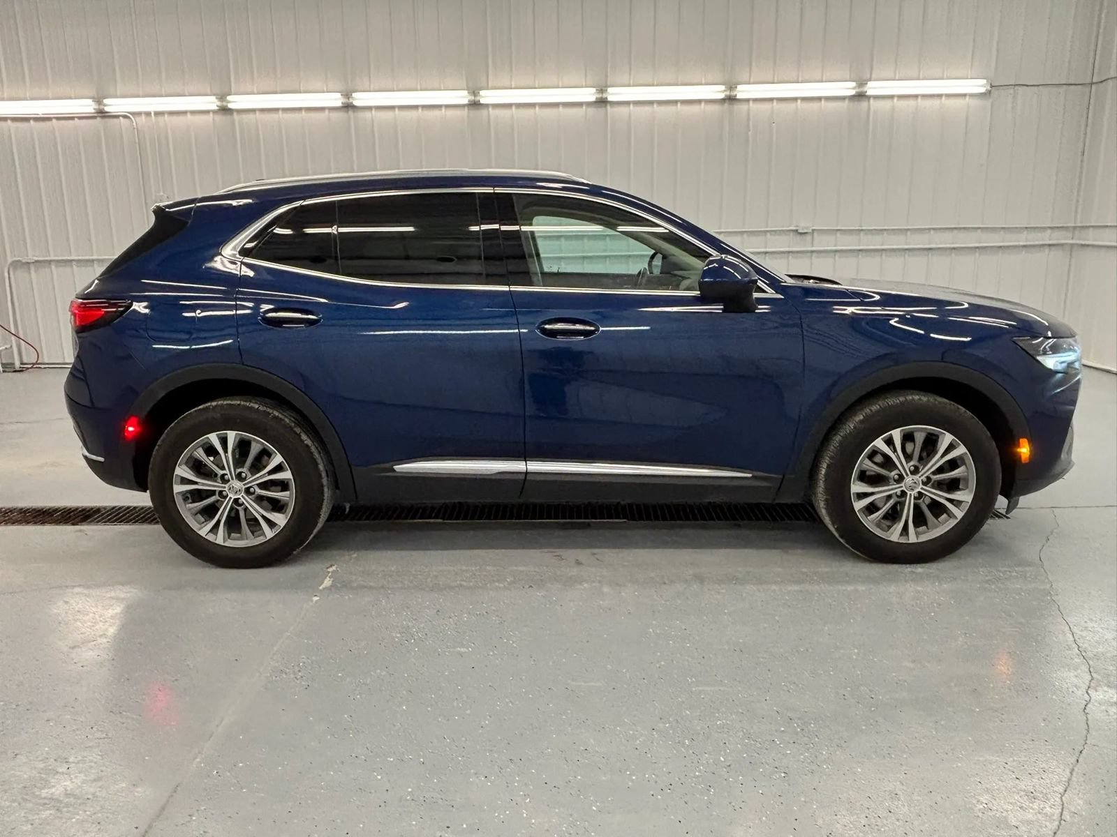Used 2023 Buick Envision Preferred FWD image 2