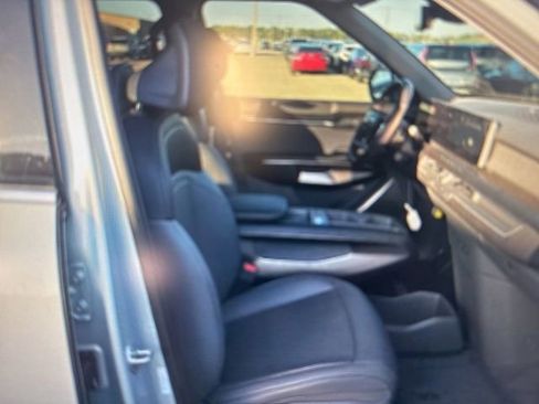 Certified 2024 Kia EV9 Light Long Range image 9