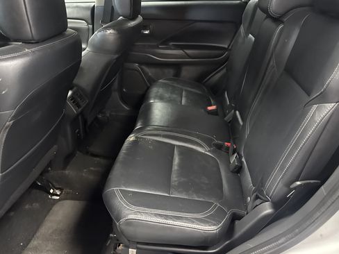 Used 2020 Mitsubishi Outlander SEL AWD/4WD image 10