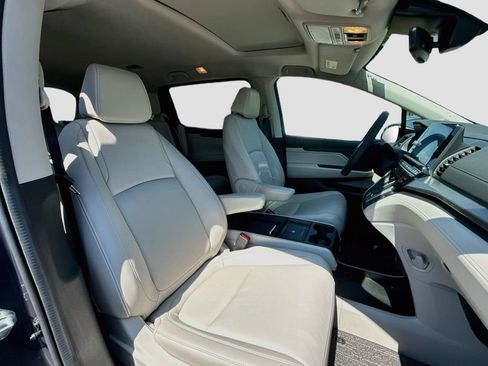 Used 2026 Honda Odyssey EX-L image 32