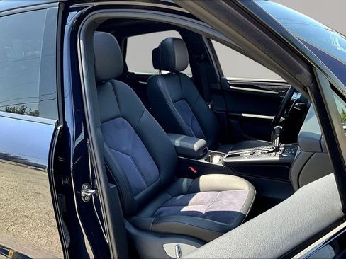 Used 2021 Porsche Macan S AWD/4WD image 31