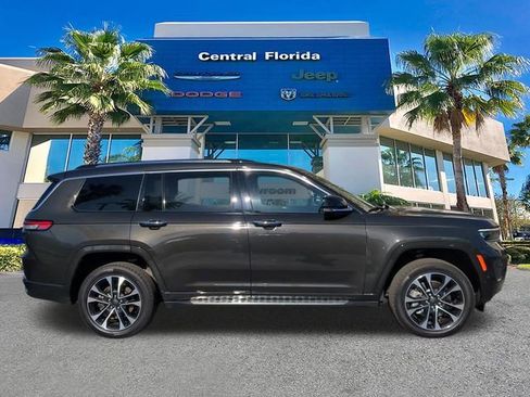 Certified 2023 Jeep Grand Cherokee L Overland AWD/4WD image 4
