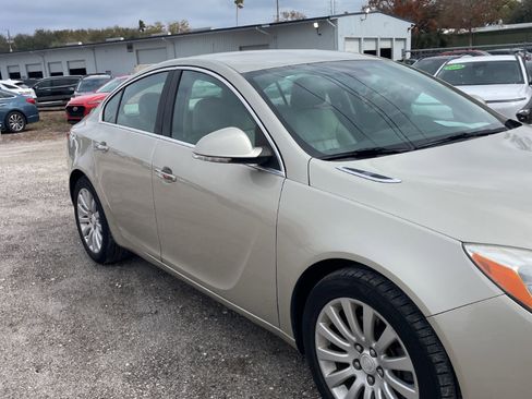 Used 2013 Buick Regal Premium image 4