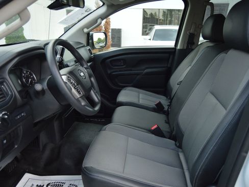 Used 2021 Nissan Titan S w/ S Utility Package RWD image 12