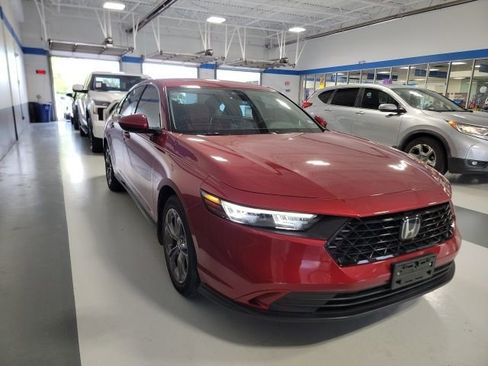 Used 2024 Honda Accord EX image 3