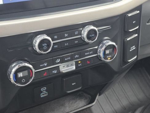 Used 2021 Ford F150 XLT w/ Equipment Group 302A High image 18