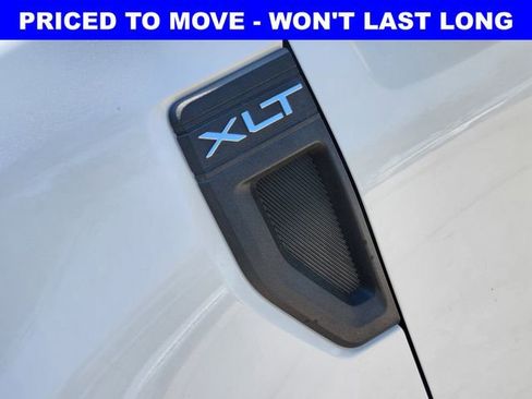 Used 2025 Ford Maverick XLT w/ Equipment Group 302A AWD/4WD image 9