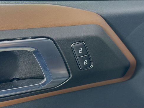 Used 2024 Ford Bronco Outer Banks AWD/4WD image 30