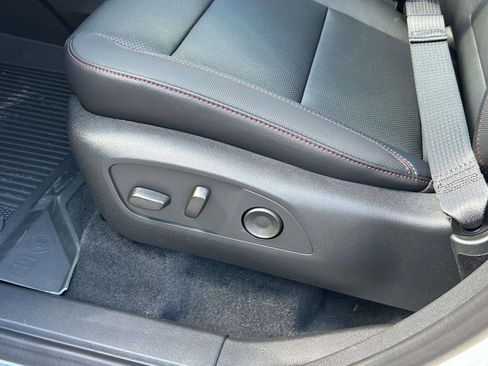 New 2026 Chevrolet Traverse Z71 w/ Driver Confidence Package image 21