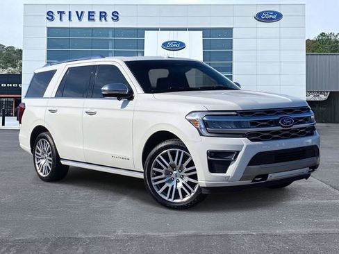 Certified 2022 Ford Expedition Platinum AWD/4WD image 1