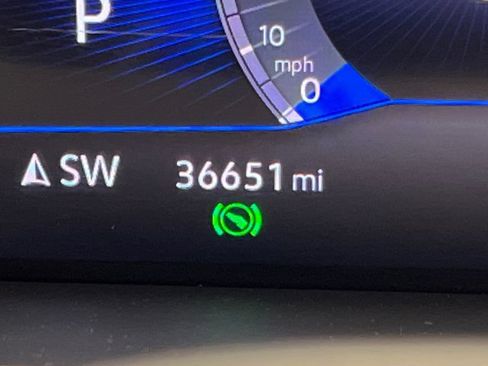 Certified 2023 Volkswagen Taos SE FWD image 23
