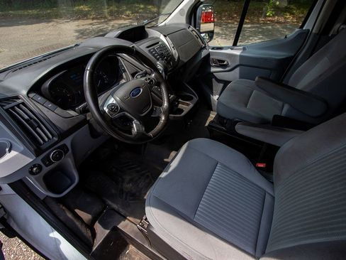 Used 2017 Ford Transit 250 130 Low Roof image 11