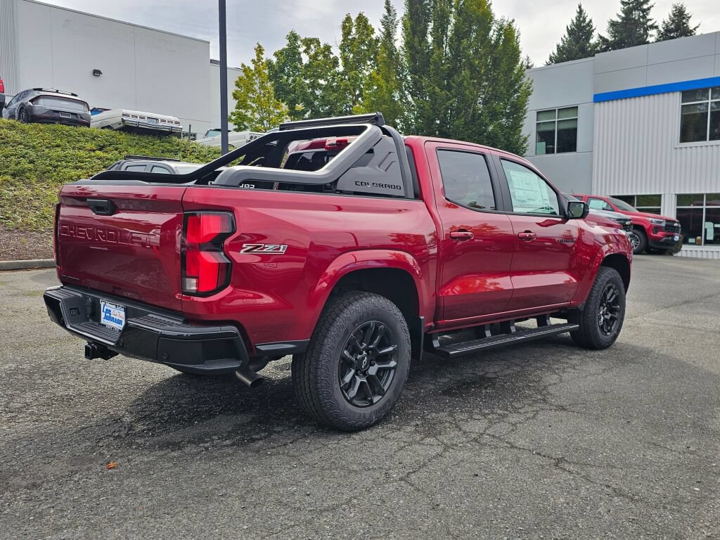 New 2026 Chevrolet Colorado Z71 w/ Midnight Edition AWD/4WD image 5