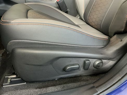 New 2025 Subaru Crosstrek 2.5i Limited image 10