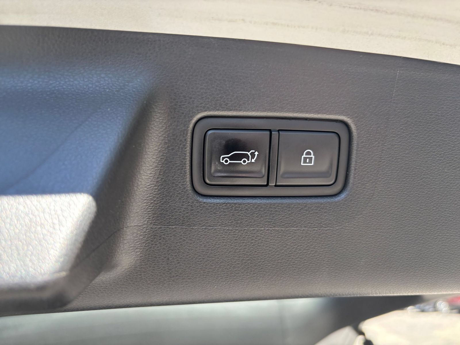 Used 2025 Hyundai Santa Fe SEL AWD/4WD image 22