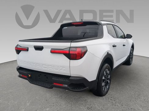 Certified 2025 Hyundai Santa Cruz SEL FWD image 8