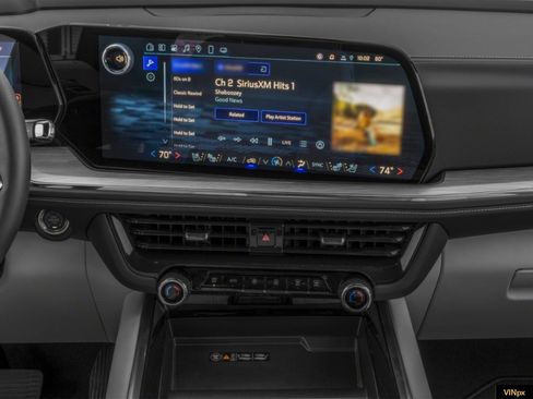 New 2025 Chevrolet Suburban Premier image 8