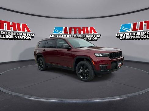 New 2025 Jeep Grand Cherokee L Limited w/ Black Appearance Package image 2