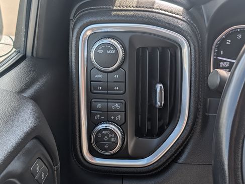 Used 2021 GMC Sierra 1500 Elevation w/ LPO, Elevation Black Package AWD/4WD image 26