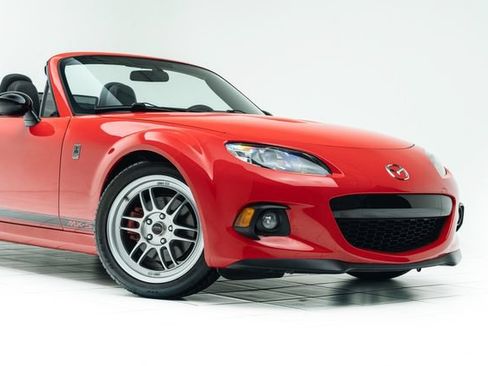 Used 2015 MAZDA MX-5 Miata Club RWD image 4