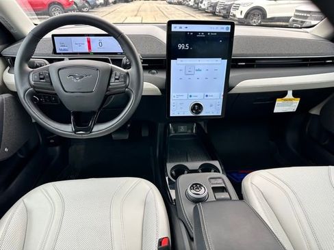 Used 2023 Ford Mustang Mach-E Premium image 10