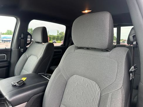 Used 2022 RAM 1500 Big Horn AWD/4WD image 13