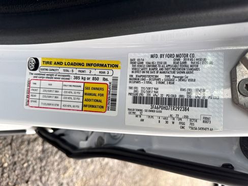 Used 2014 Ford Fusion SE image 30