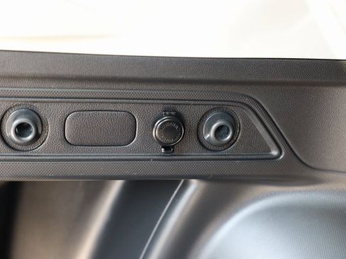 Used 2020 Subaru Forester Limited image 12