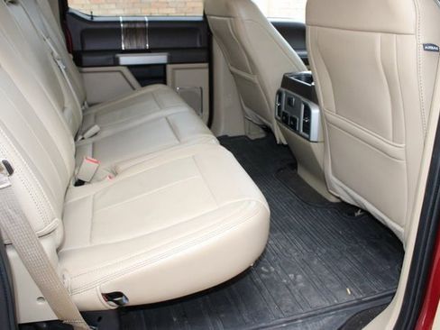 Used 2019 Ford F150 Lariat image 18