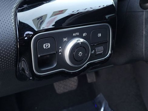 Used 2025 Mercedes-Benz CLA 250 CLA 250 image 19